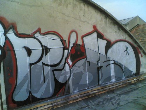 PERSI + KOMX